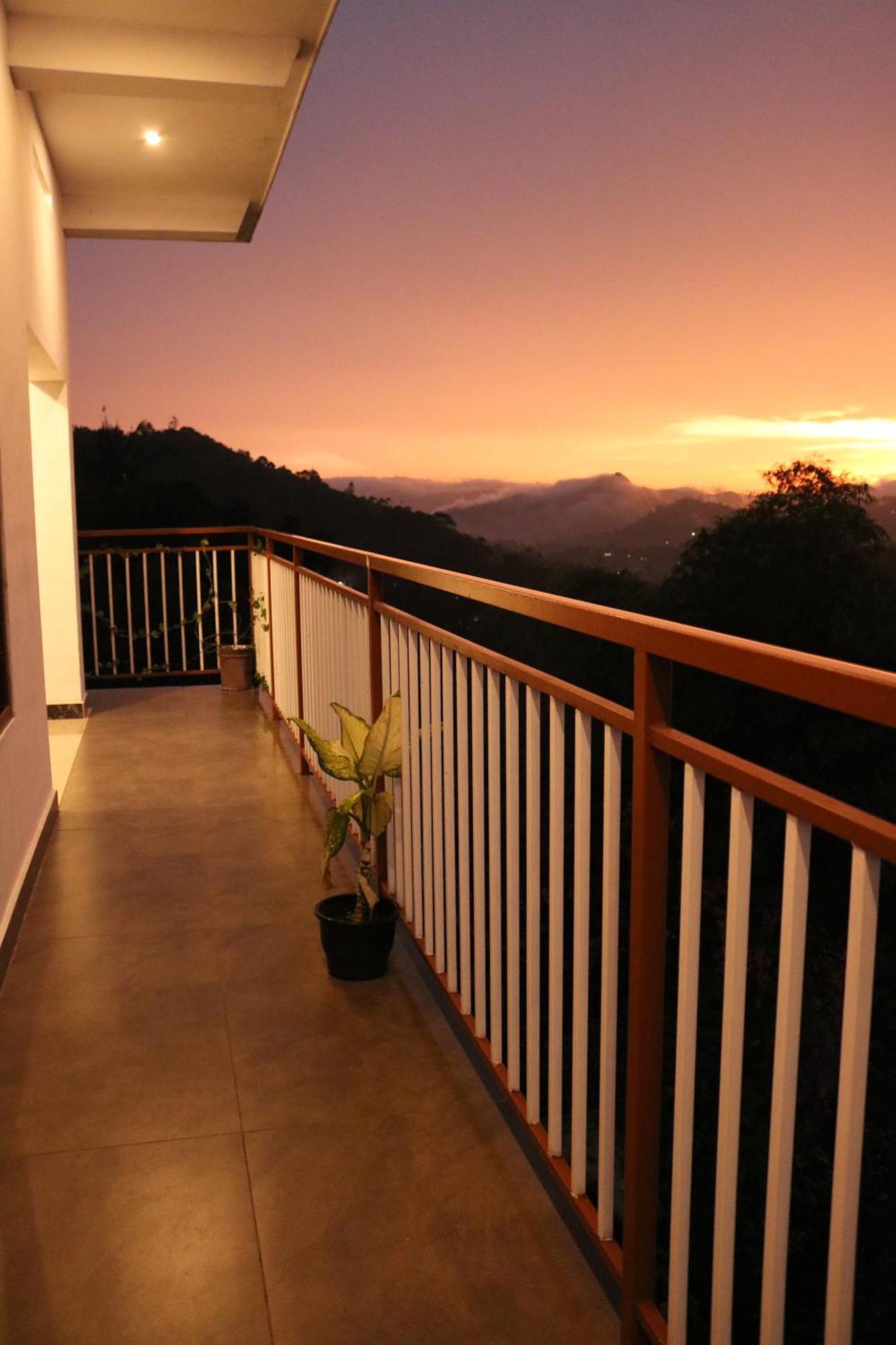 Asprin Homestay Munnar Eksteriør billede